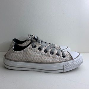 Converse All Star Chuck Taylor Lo Top Womens 6.5